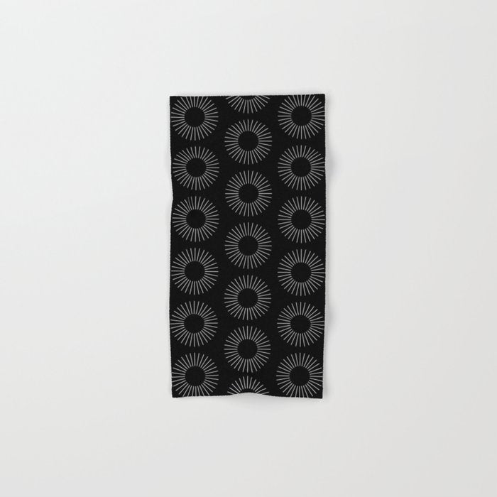Minimalist Sunray Pattern IX Bath Towel Gallery Image 1