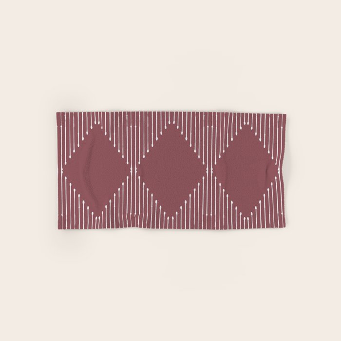 Geo (Plum) Bath Towel Gallery Image 1