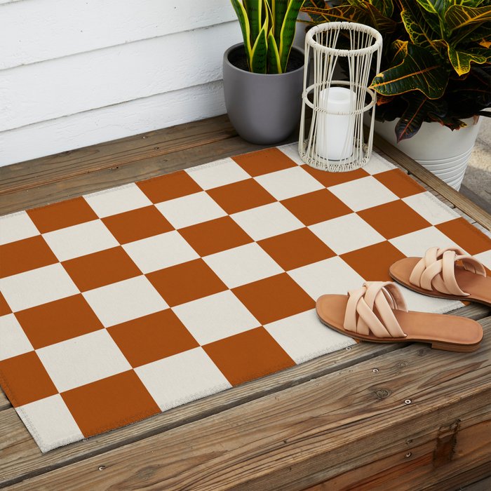 Checkered (Rust Cream) Outdoor Rug Gallery Image 2