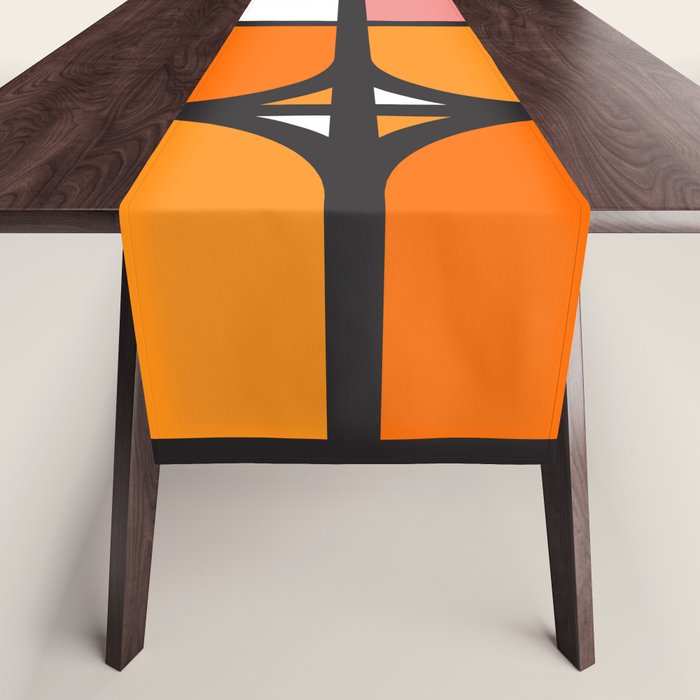 Alcorn Clover Table Runner Gallery Image 1