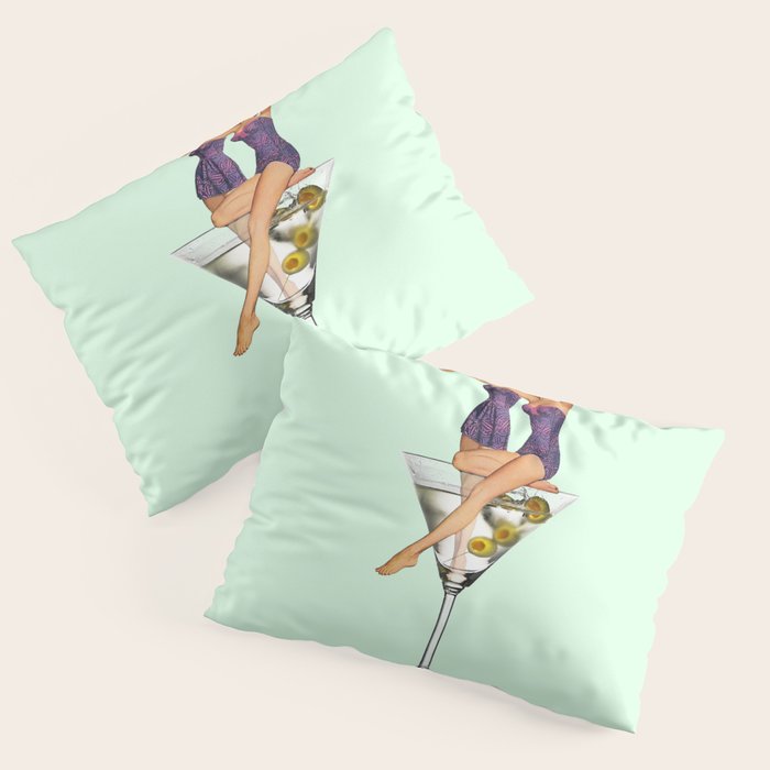 girls night green Pillow Sham Gallery Image 1