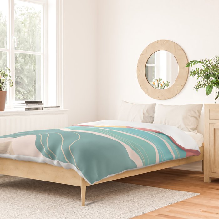 Crashing wave on sunny bay Duvet Cover Gallery Image 2