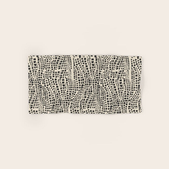 BAZAAR MAXIMA SPOTS Bath Towel Gallery Image 1