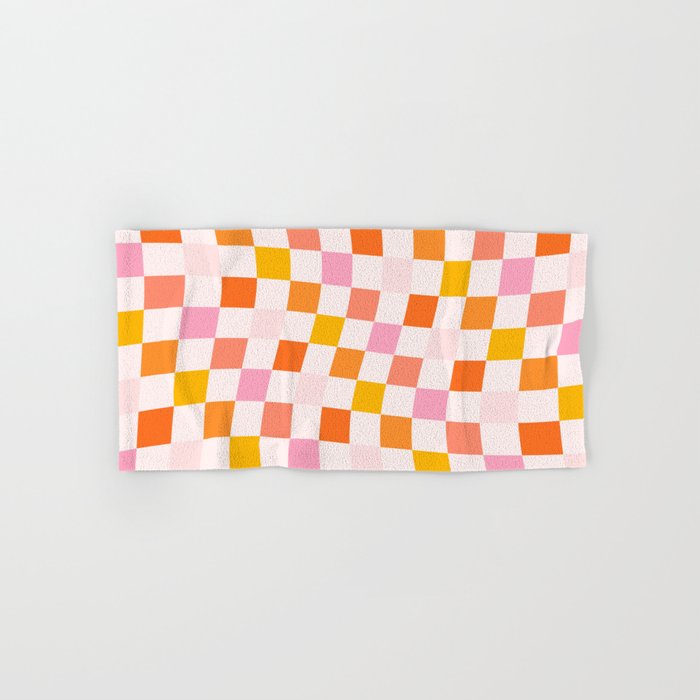 Checkers: PATTERN 04 | The Peach Edition Bath Towel Gallery Image 1