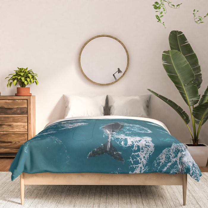 Humpback Whales In The Arctic Comforter Gallery Image 3