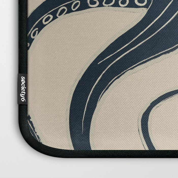 OCTOPUS 2 Laptop Sleeve Gallery Image 3