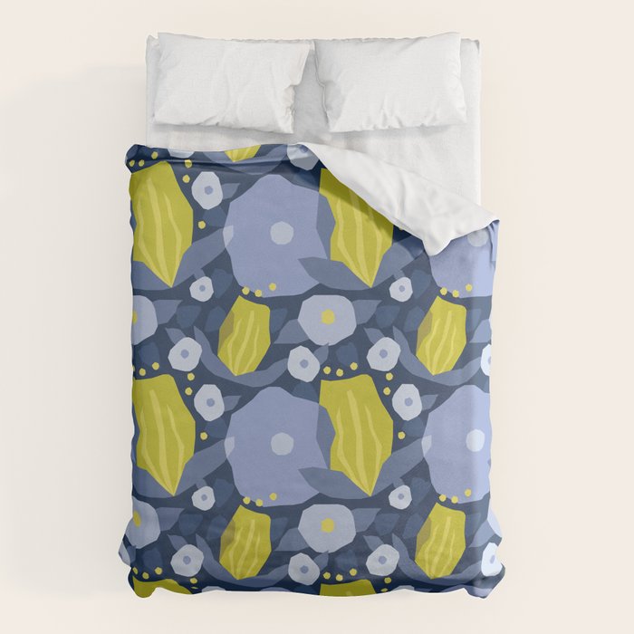 Geometric flowers in green and gray Duvet Cover Gallery Image 6