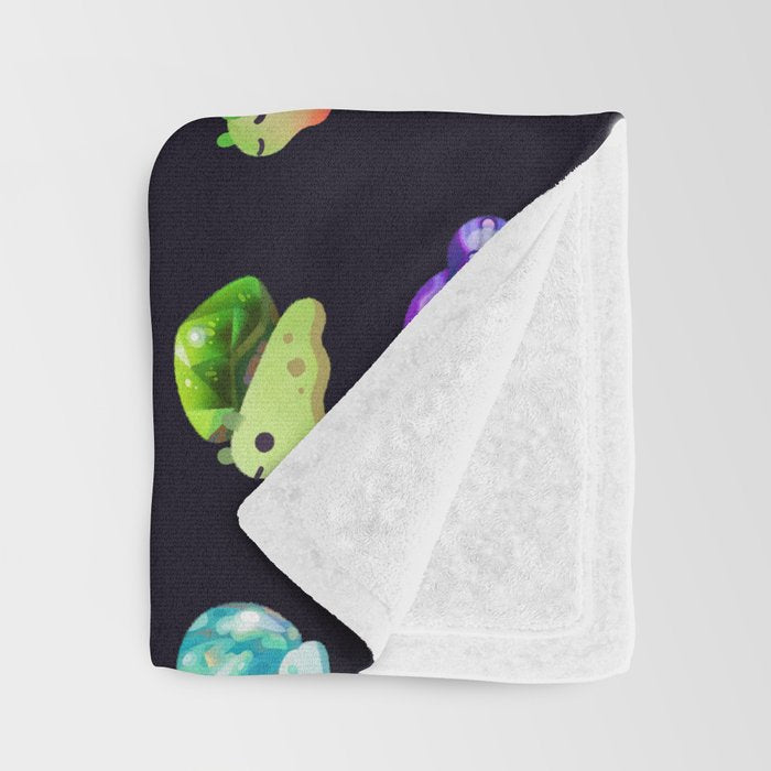 Jewel Snail Throw Blanket Gallery Image 3