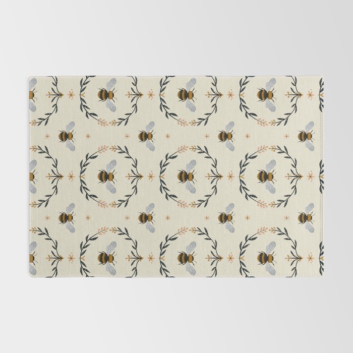 Ode to the Bumblebee (in cream) Rug Gallery Image 2