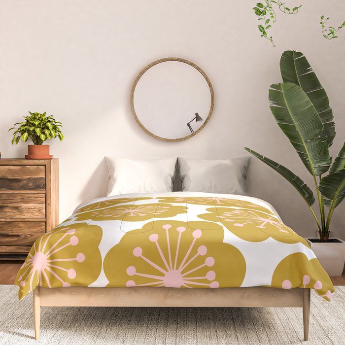 Mid Century Mod Flowers in Pink and Mustard Comforter Gallery Image 3