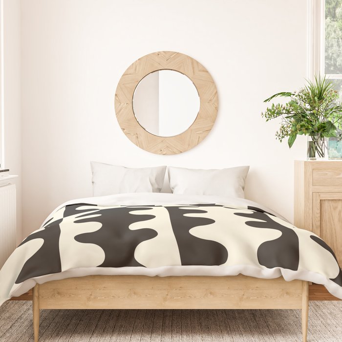 Abstract Mid-Century Black & White Wavy Pattern Duvet Cover Gallery Image 3