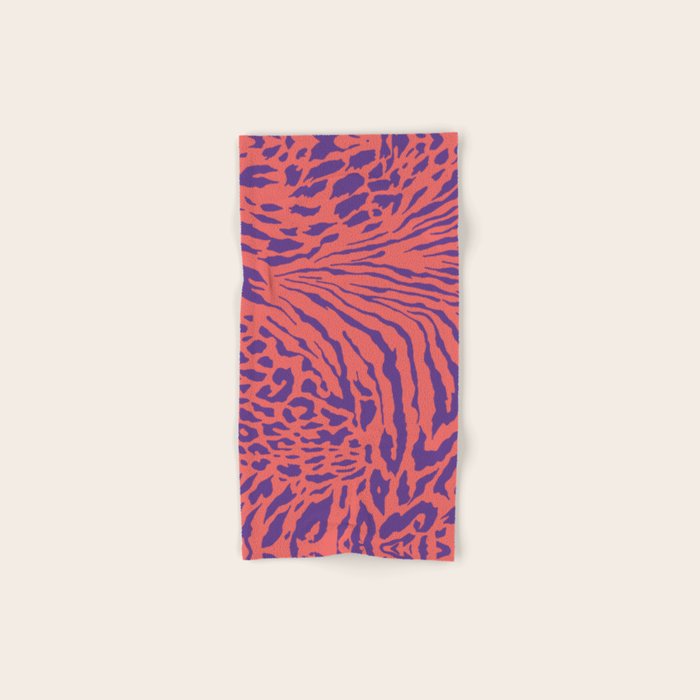 Untamed Blaze Bath Towel Gallery Image 1