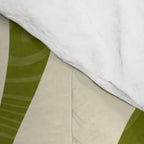 White Daisy Flower 70s Retro Abstract Comforter Gallery Image 4