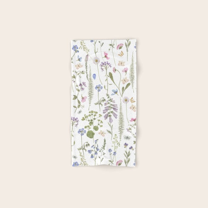 Hygge Summer Wildflowers Meadow Bath Towel Gallery Image 1