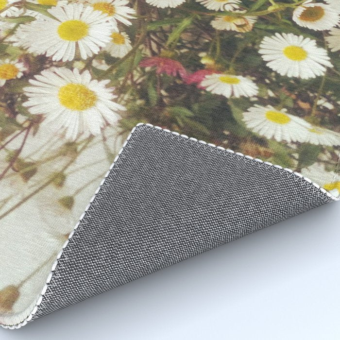 Wall of Daisies Rug Gallery Image 4