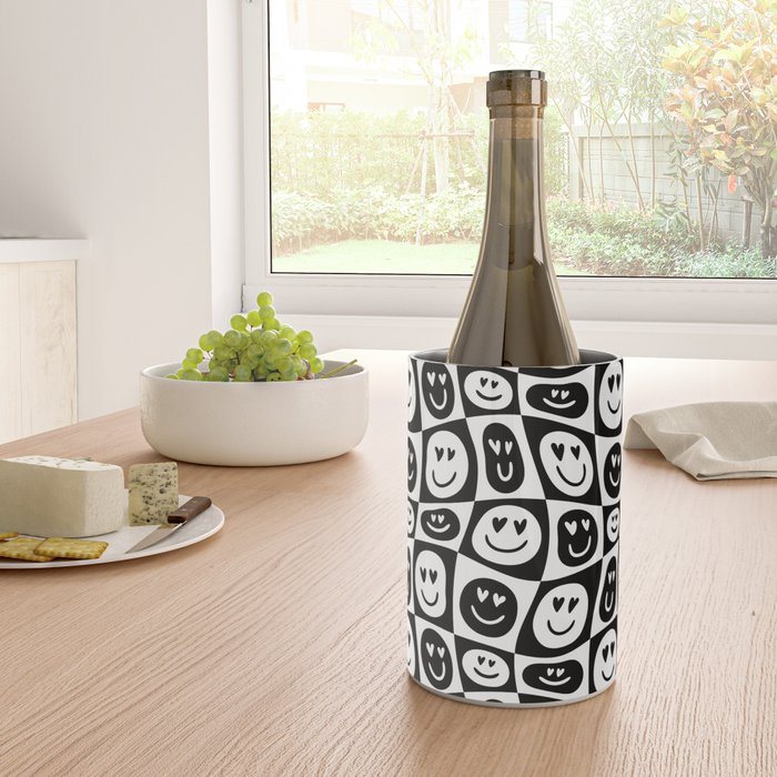 Black and white checkered love face pattern Wine Chiller Gallery Image 4