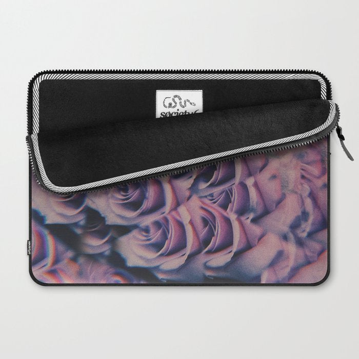 love in her eyes Laptop Sleeve Gallery Image 2
