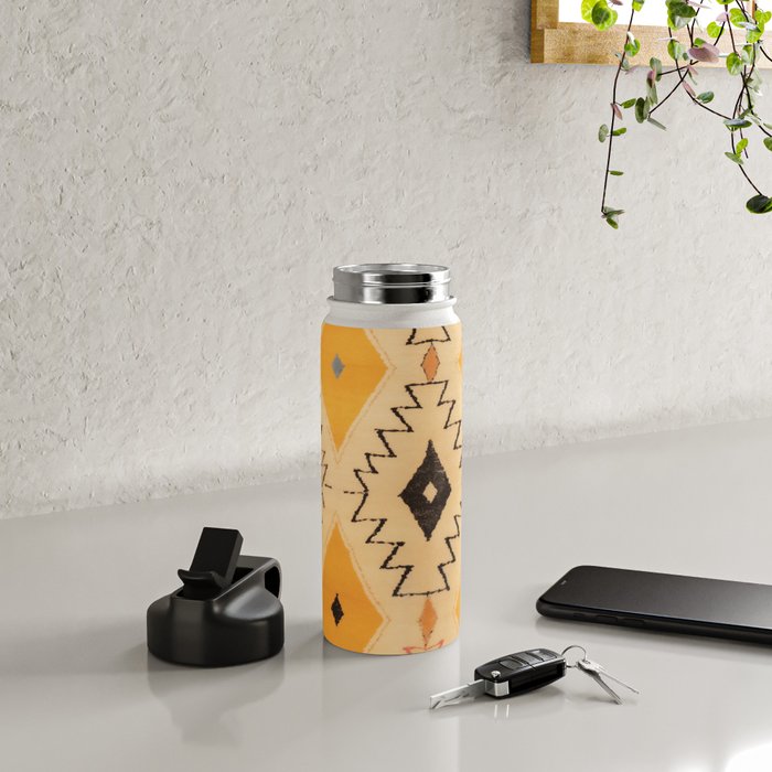 Moroccan Berber Rug Design No.75 - Yellow Water Bottle Gallery Image 4