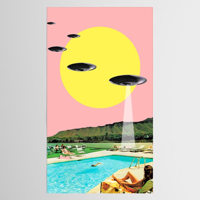 Invasion on vacation (UFO in Hawaii) Tablecloth Gallery Image 2