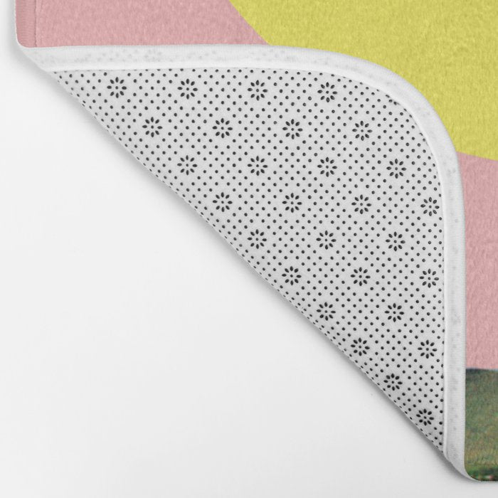 Invasion on vacation (UFO in Hawaii) Bath Mat Gallery Image 2