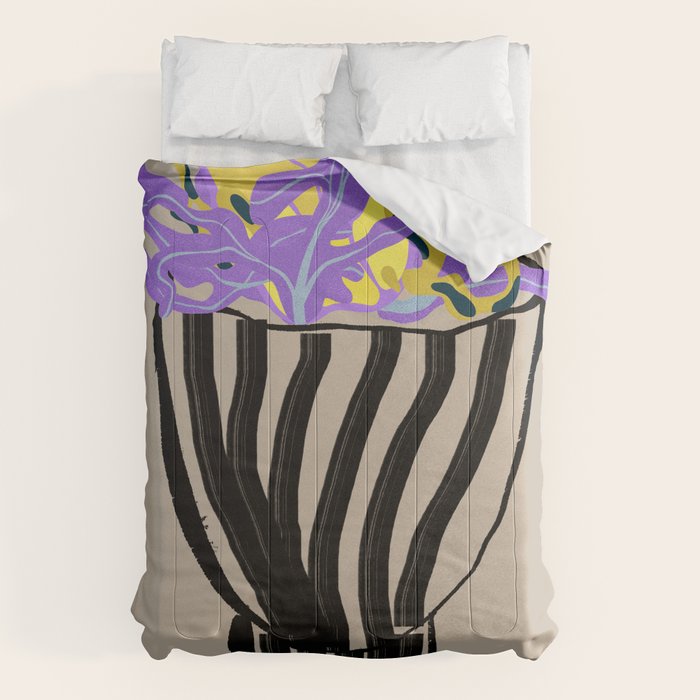 Modern Vase of Flowers Comforter Gallery Image 6