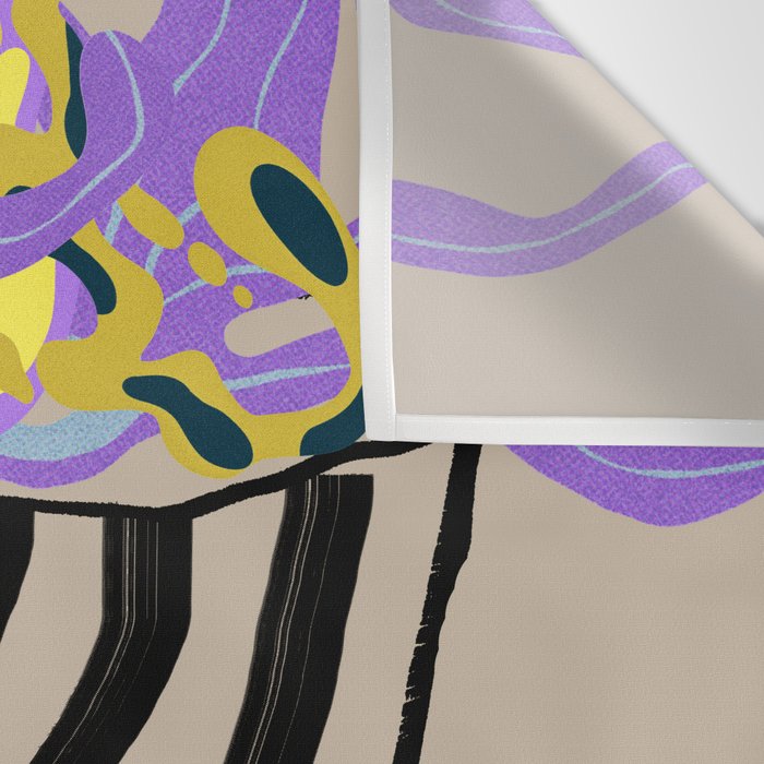 Modern Vase of Flowers Wall Tapestry Gallery Image 3