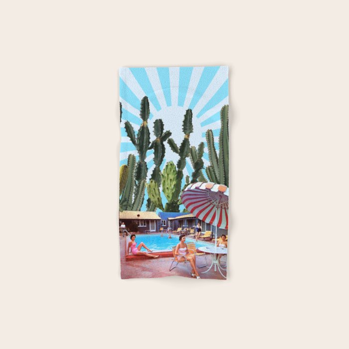 Cactus Inn Bath Towel Gallery Image 1