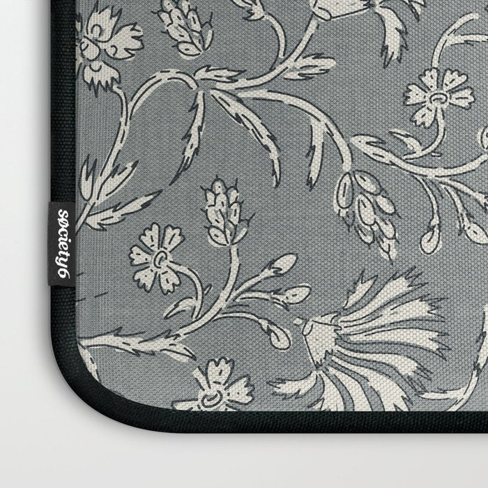 KALAMI LINEN Laptop Sleeve Gallery Image 3