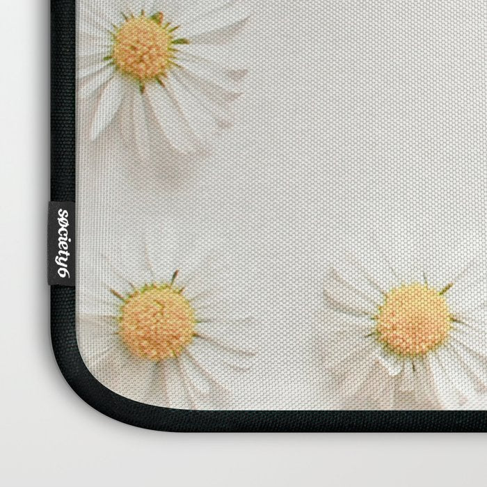 Daisy Collection Laptop Sleeve Gallery Image 3