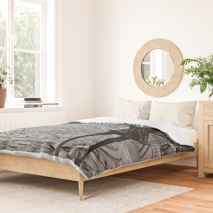 Fearless Girl and the Charging Bull Duvet Cover Gallery Image 2