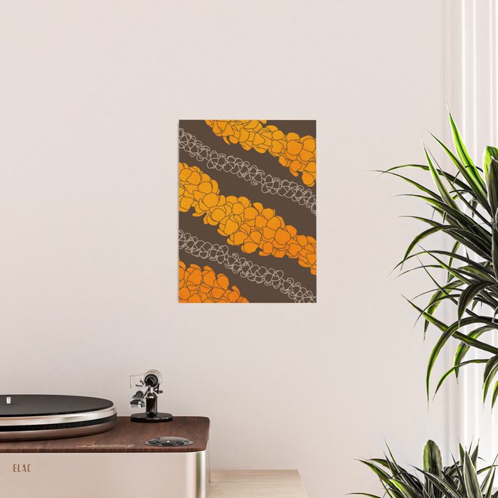 Hawaiian Puakenikeni lei on brown Poster Gallery Image 2