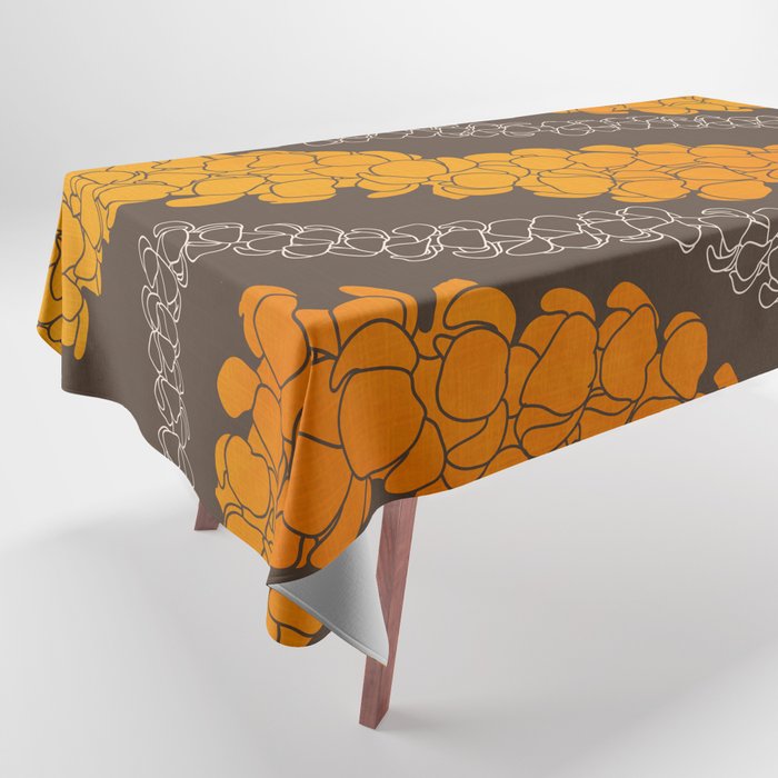 Hawaiian Puakenikeni lei on brown Tablecloth Gallery Image 1