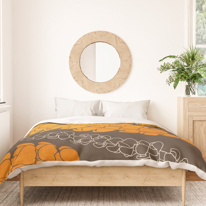 Hawaiian Puakenikeni lei on brown Duvet Cover Gallery Image 3