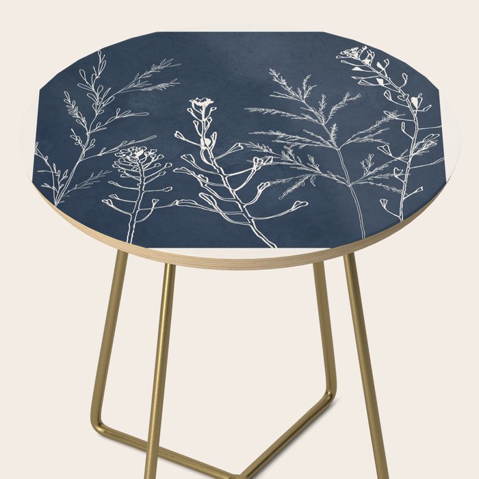 Minimalist Grass 1 Side Table Gallery Image 2