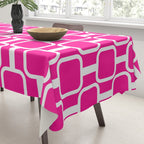 Mod Links Retro Geometric Pattern in Hot Pink and White  Tablecloth Gallery Image 3