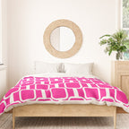 Mod Links Retro Geometric Pattern in Hot Pink and White  Duvet Cover Gallery Image 3