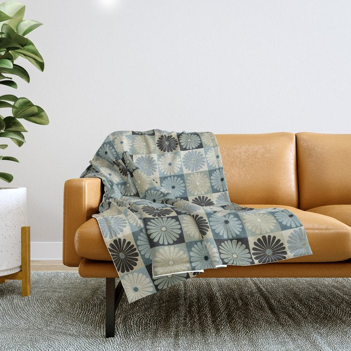 Retro Flowers Check Pattern VI Throw Blanket Gallery Image 1