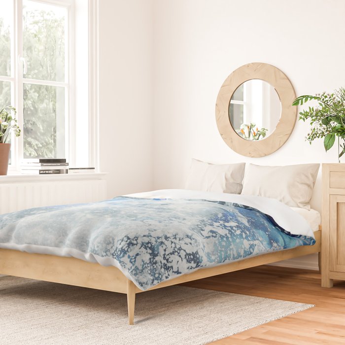 Perfect Sea Waves II Duvet Cover Gallery Image 2