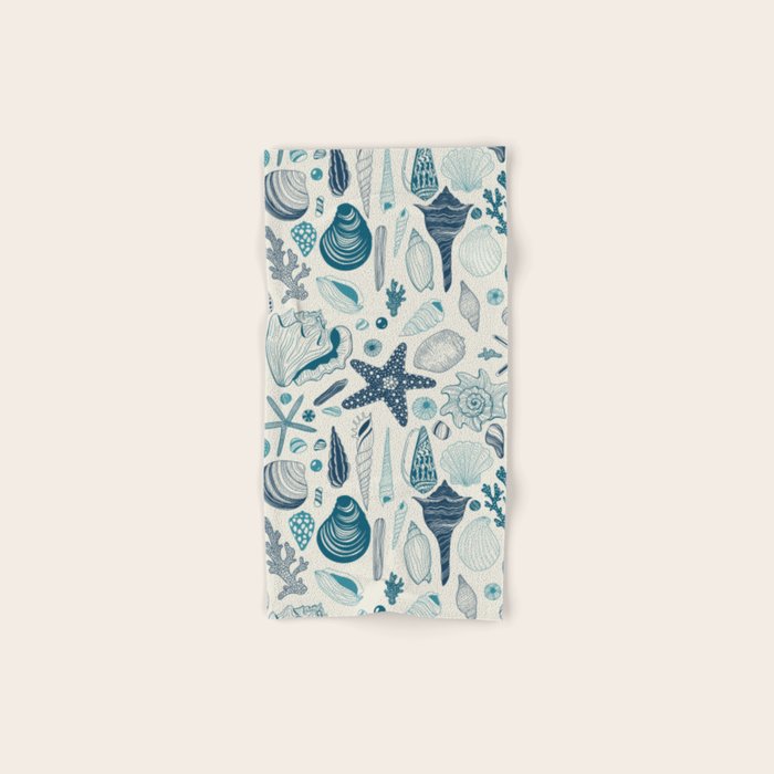 Sea shells on off white Bath Towel Gallery Image 1