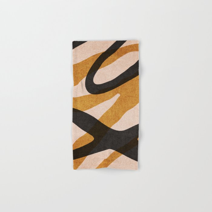 ABSTRACT ALPHABET / Script Q Bath Towel Gallery Image 1