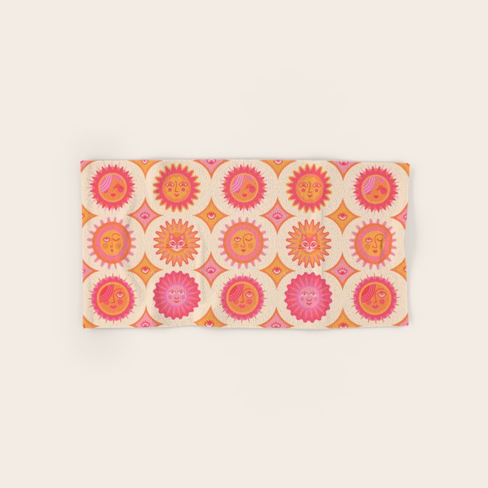 Sunshine Faces - Pink OmbrÃ© Bath Towel Gallery Image 1
