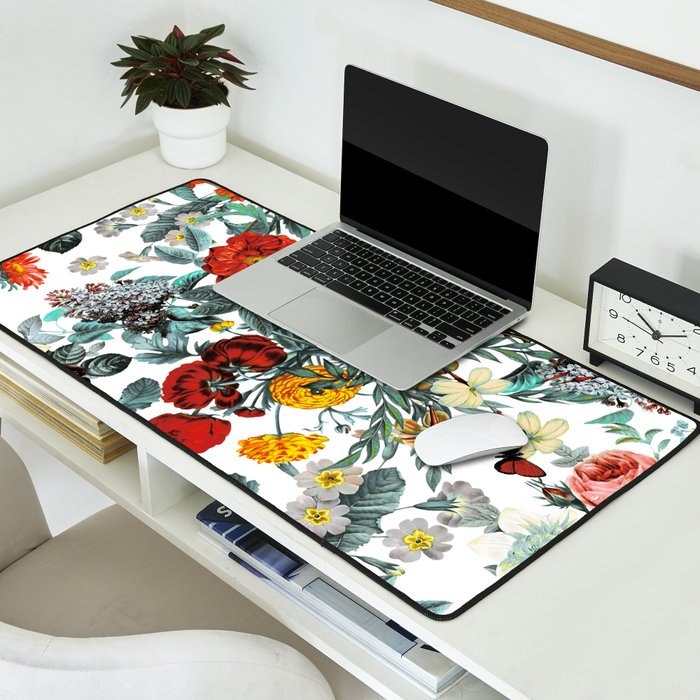 Summer is coming II Desk Mat Gallery Image 2