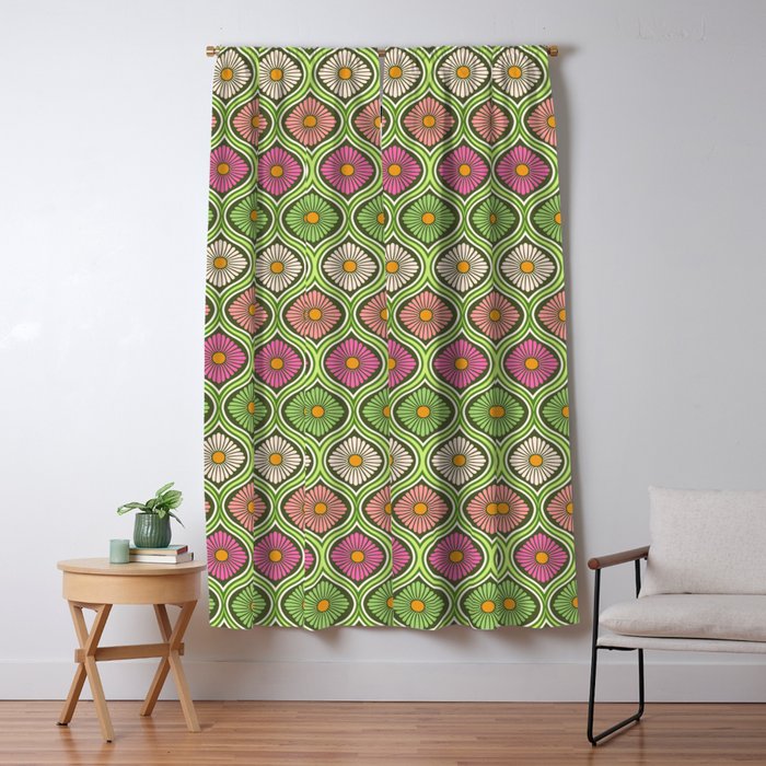 Groovy 70s Retro Mod Daisy Flowers Window Curtain Gallery Image 1