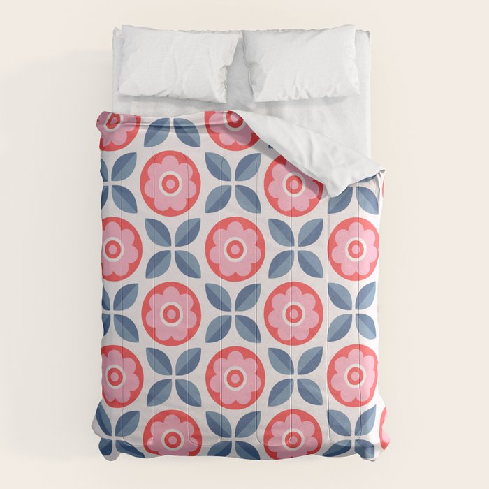 Retro Floral Seamless Pattern in Pink and Blue Comforter Gallery Image 6