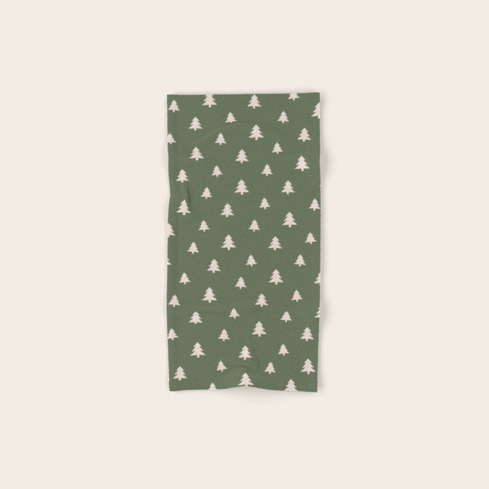 Christmas Tree Pattern Green Bath Towel Gallery Image 1