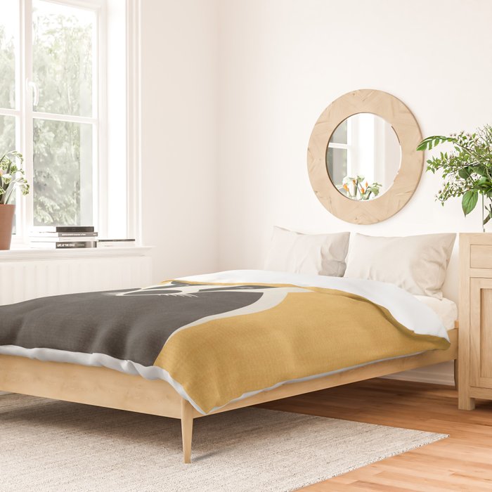 FAUNA / Badger Duvet Cover Gallery Image 2