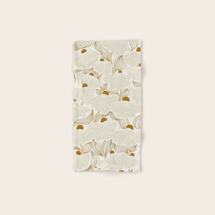 calming essentials Natural flow meadow ivory Bath Towel Gallery Image 1