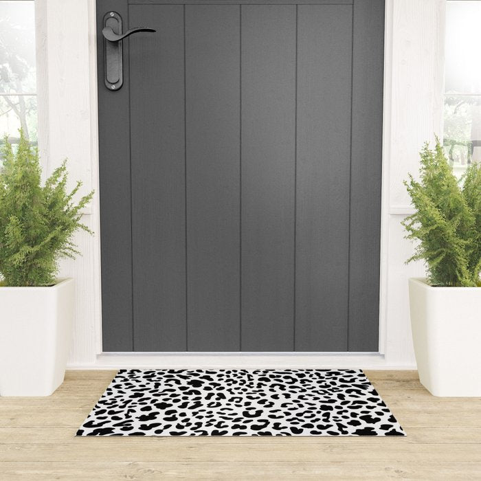 Black & White Leopard Skin Welcome Mat Gallery Image 3