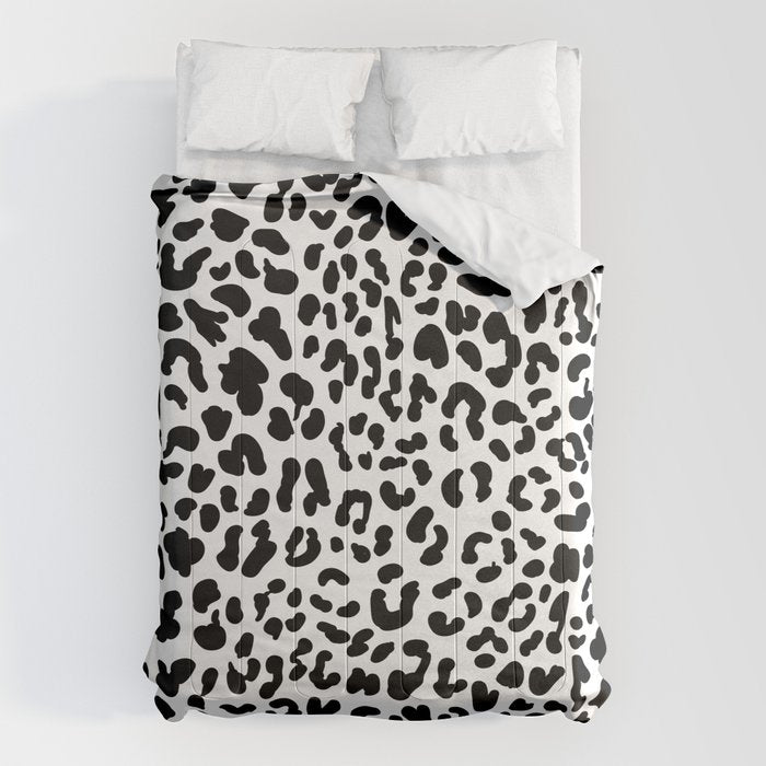 Black & White Leopard Skin Comforter Gallery Image 1