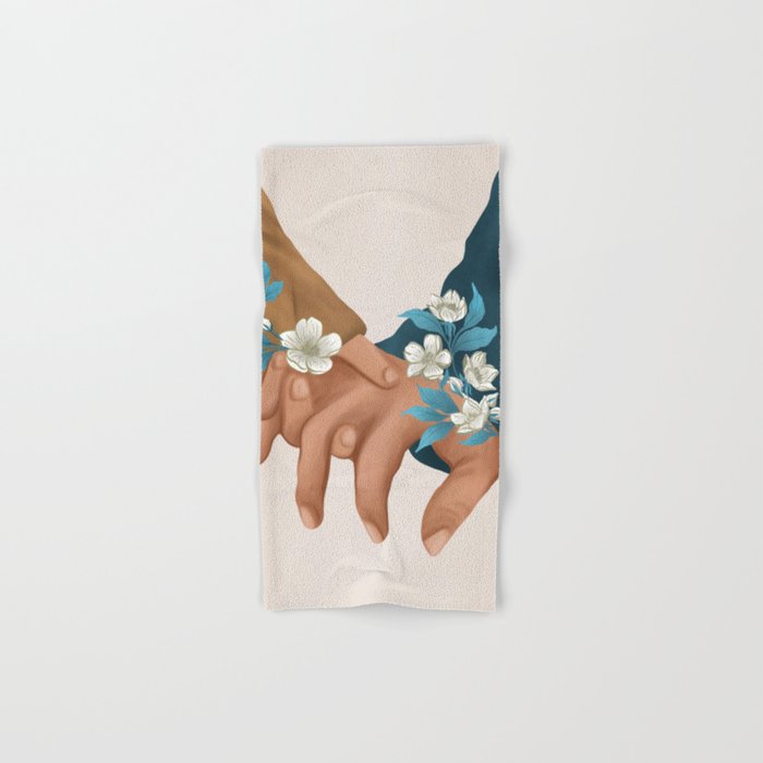 In Love I Bath Towel Gallery Image 1